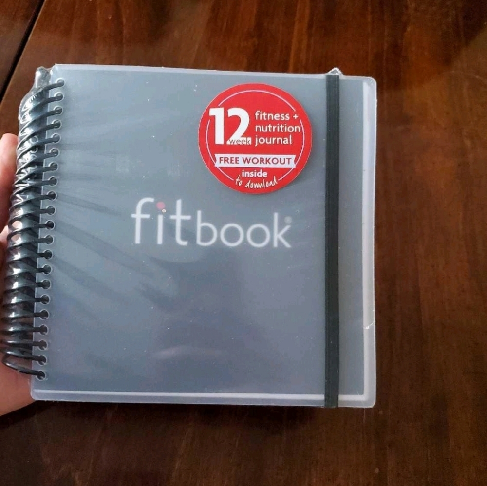 3/$15 SALE💲💥BNIP Fitlosophy Fitbook